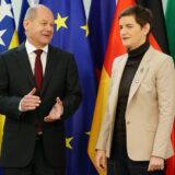 Dronovi iznad Srbije – opuštanje u Berlinu: Lični stav urednice evropske redakcije DW 6