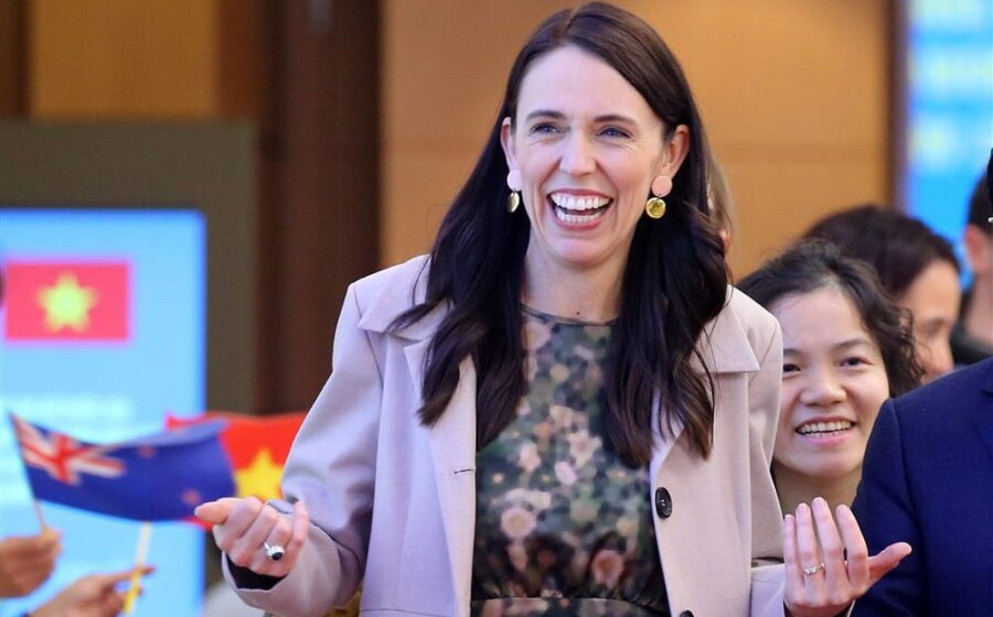 Bivša novozelandska premijerka odlikovana za vođenje zemlje u kriznim vremenima 14