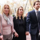 Milijarderka Elizabet Holms osuđena na 11 godina zatvora zbog prevare 2