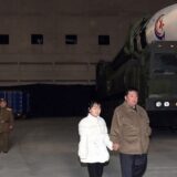 Kim Džong Un pozirao sa ćerkom: Cilj nam je da stvorimo najjaču nuklearnu silu na svetu 9