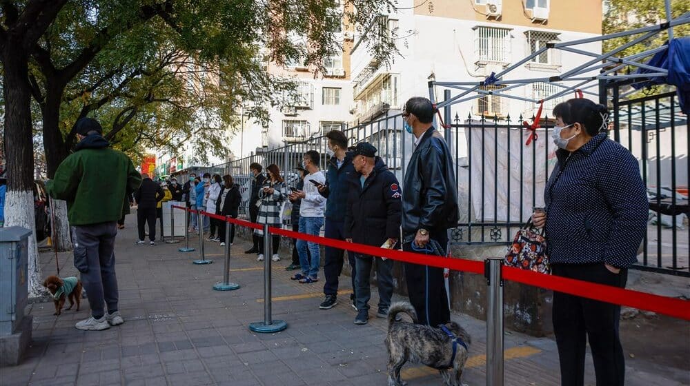 Šangajski Diznilend od danas obustavlja rad zbog kovida-19 1