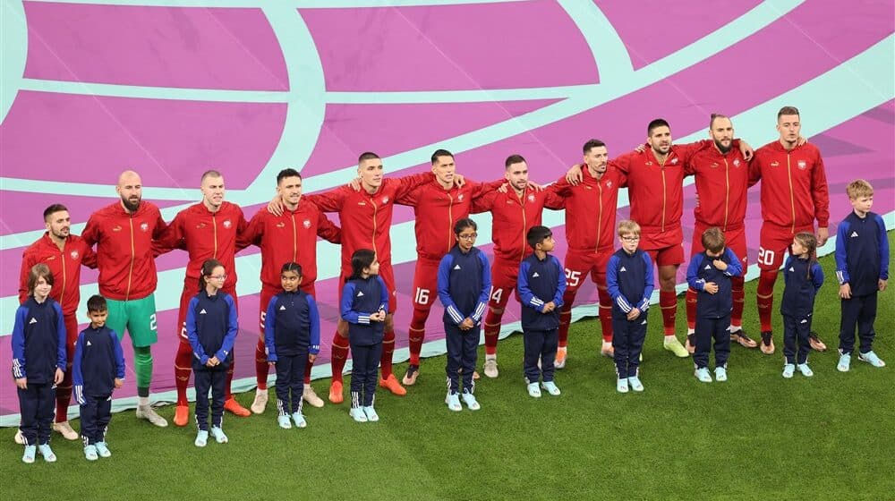 (FOTO) "Verujemo u vas, braćo": Fudbalski savez Rusije stao uz srpske Orlove 1