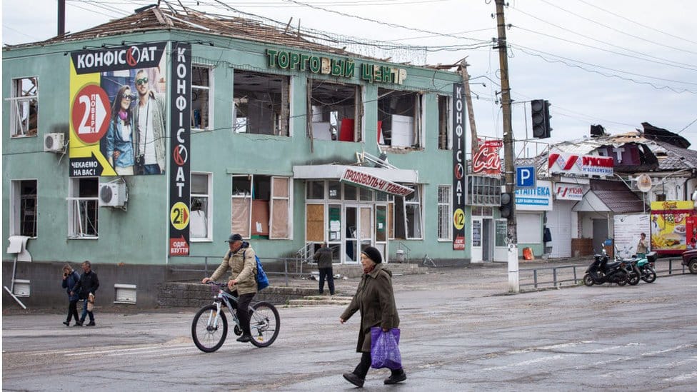 Rusija i Ukrajina: Desetine ukrajinske dece odvojeno do svojih porodica ostaju u kampu u Rusiji 2 Balkaleja