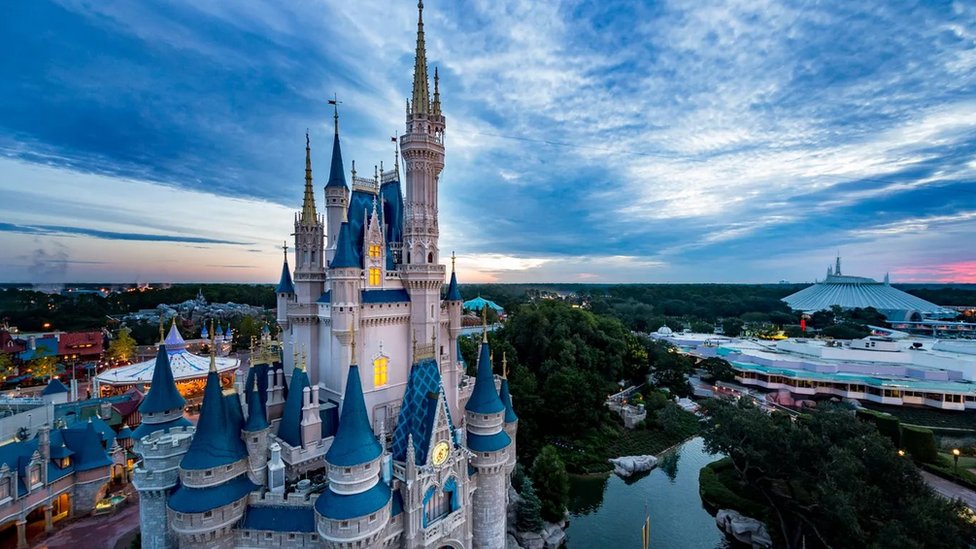 Skandalozno poreklo slavnog zabavnog parka 6 Diznilend