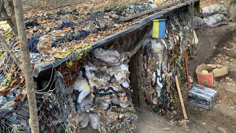 Rusija i Ukrajina: Na prvoj liniji fronta bitke za južni grad Herson 4 A trench on the frontline