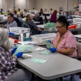 Amerika i izbori: Žestoka borba za američki Senat, republikancima nedostaje još sedam mesta za kontrolu u Predstavničkom domu 6