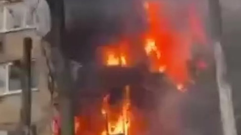 Rusija i Ukrajina: Novi napadi na Kijev, Nikolajev i Zaporožje, sirene i eksplozije odjekuju širom Ukrajine 2 kijev napad