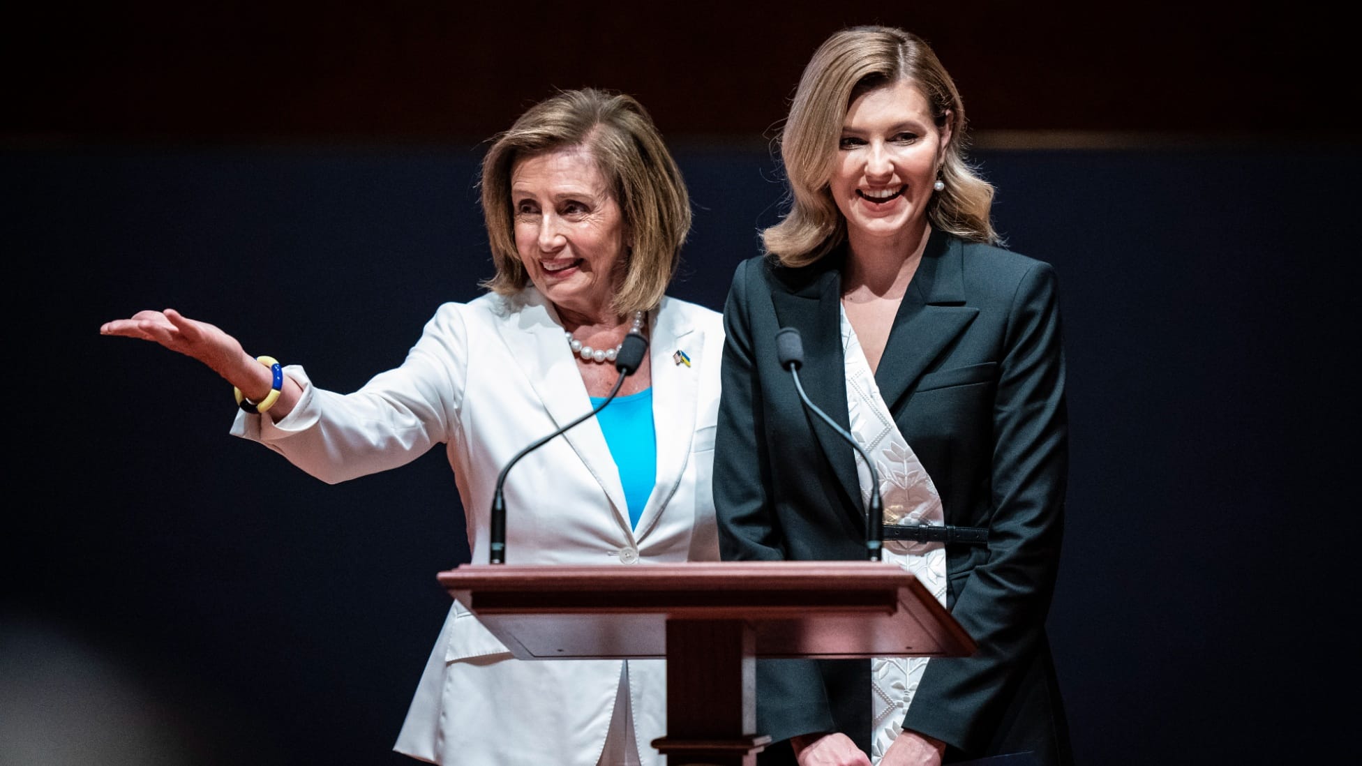 Olena Zelenska (right) with Nancy Pelosi, speaker of the House of Representatives, at the US Congress
