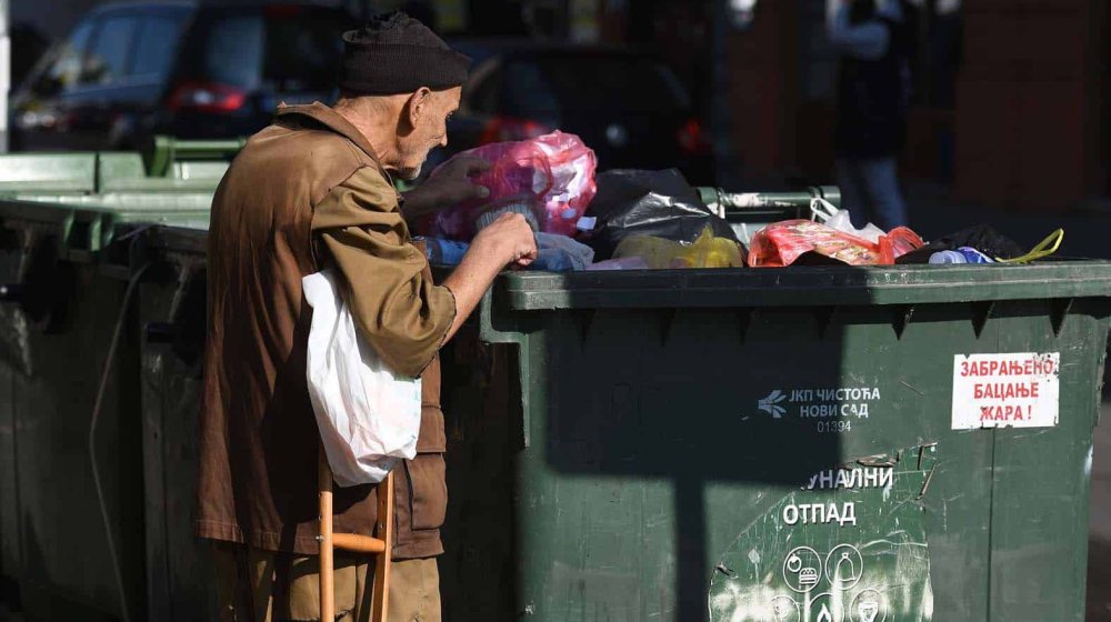 SNABDEVANJE IZ KONTEJNERA