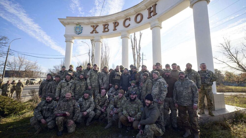 Kako ruska državna televizija izveštava o povlačenju Rusa iz Hersona? 1