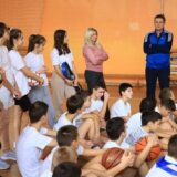 Kragujevac donirao sportsku opremu OŠ “Svetozar Marković” 1