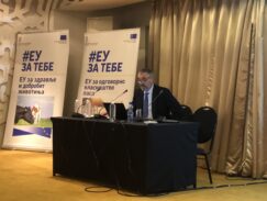 3 Da li su azili rešenje za pse lutalice? Predstavljena Nacionalna strategija, aktivisti nisu mogli da postave pitanje nadležnima 3