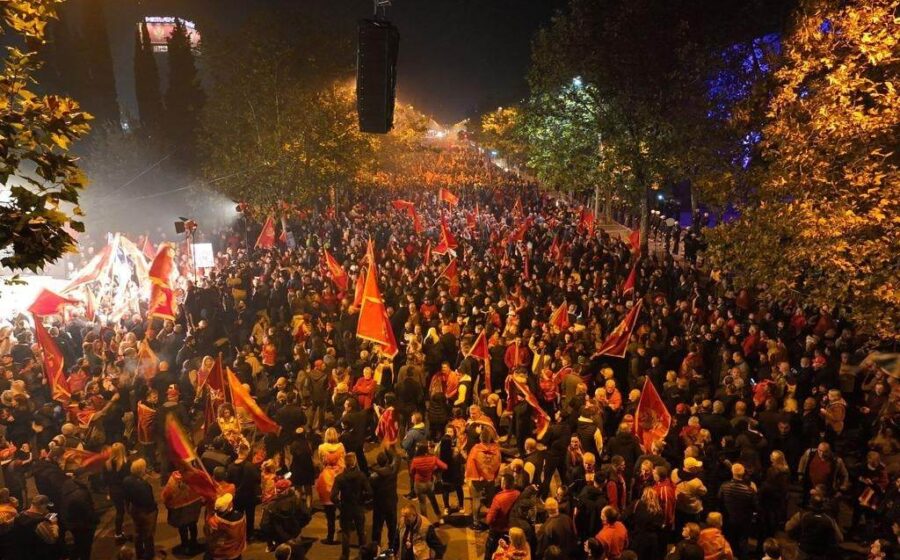 “Dajte piće izdajnicima, Crnogorke časte”: Drugi skup pokreta “Ima nas" u Podgorici 1