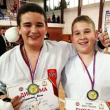 Pet medalja za Šapčane na karate turniru u Bačkoj Topoli 2