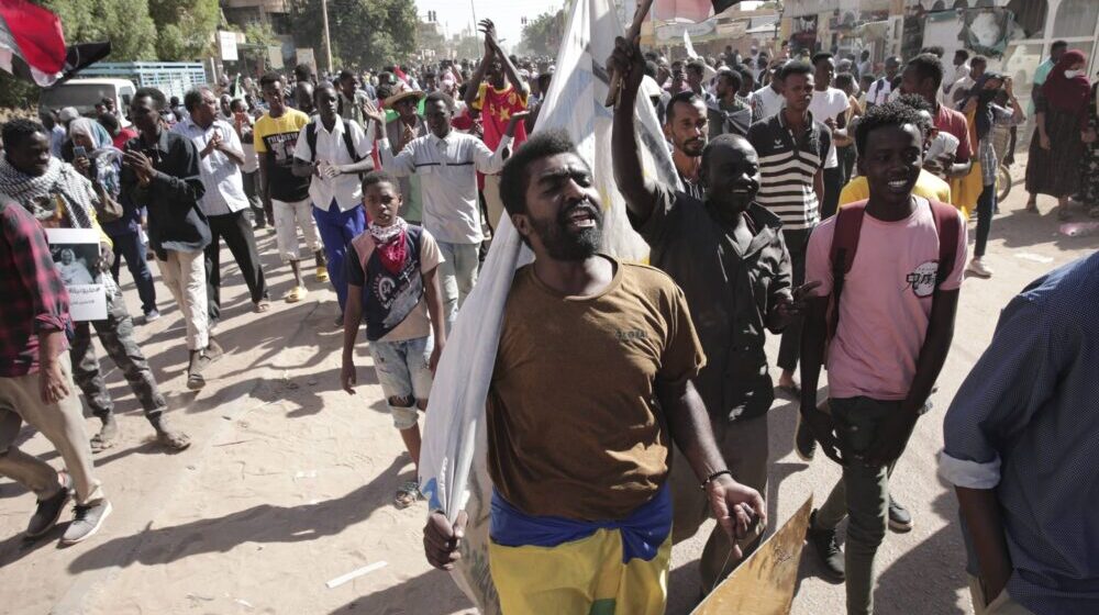 U Sudanu protesti islamista protiv UN-a 1