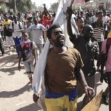 U Sudanu protesti islamista protiv UN-a 12
