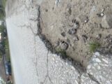 “Idete normalno i odjednom krater”: Raspada se asfalt u delu Jovana Mikića, jednoj od frekventnijih subotičkih ulica 6