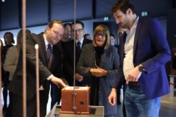 Ministarstvo kulture Srbije: U Pragu otvorena izložba o Nikoli Tesli 3