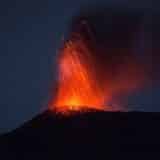 Erupcija vulkana u Indoneziji: 11 planinara poginulo, ima i nestalih 6