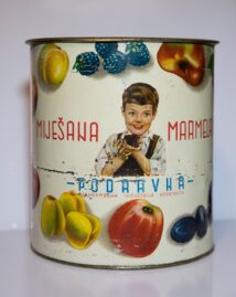 Istorijski muzej Jugoslavije "SFRJ budi sećanja na mirnije vreme kada smo svi bili ponosni na svoju zemlju": U poseti Istorijskom muzeju Jugoslavije u Novom Sadu 10