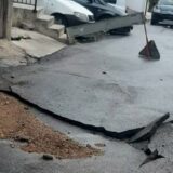 SSP Užice: Gradska vlast nesposobna da reši problem čestih pucanja vodovodnih cevi u Beogradskoj ulici 15
