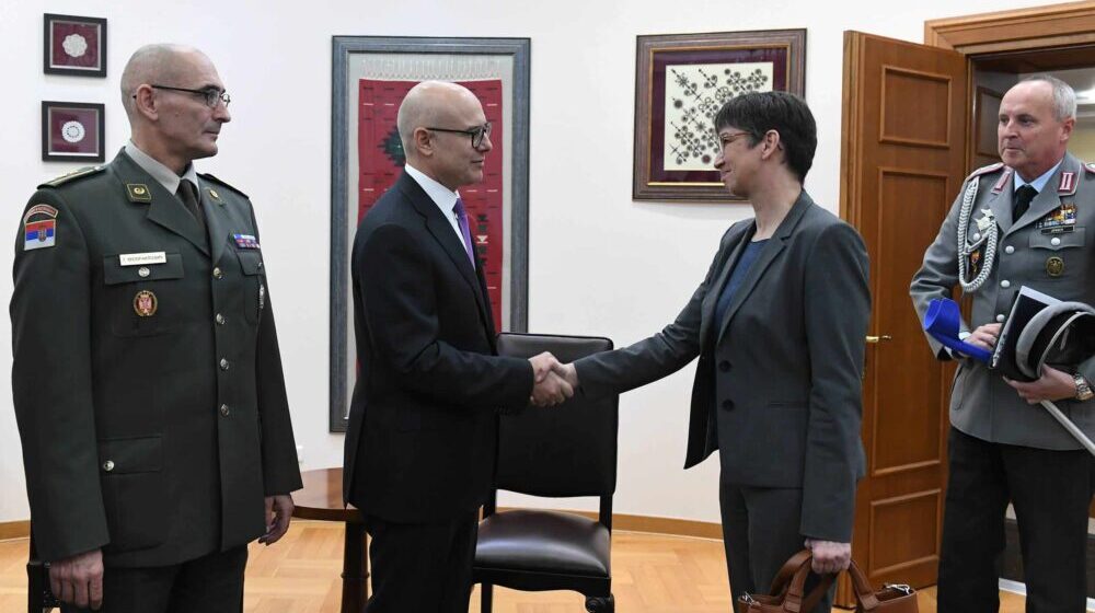 Vučević sa ambasadorkom Nemačke o saradnji dve države i bezbednosti 1