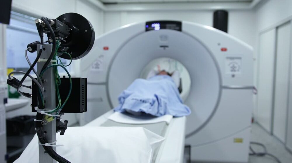 "Ispirali su mi levo uvo dok mi je rastao tumor u glavi": Ispovest mladića iz Niša koji je posle sedam godina lečenja saznao pravu dijagnozu 1