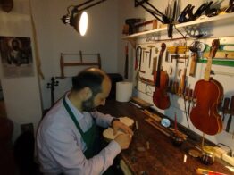 Kako je Kragujevčanin Boris postao jedini majstor u Srbiji za izradu violina: Životni put preko Italije do rodnog grada 12