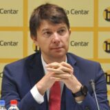 Nikola Jovanović (CLS): Grad da naplati penale za kašnjenje gasnih autobusa 11