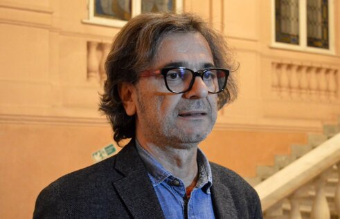 Posle kratke epizode u opoziciji Miloš Jovanović ponovo nalazi zajednički jezik sa Vučićem: Sagovornici Danasa o inicijativi NDSS da parlament odbaci Rezoluciju o genocidu u Srebrenici 3