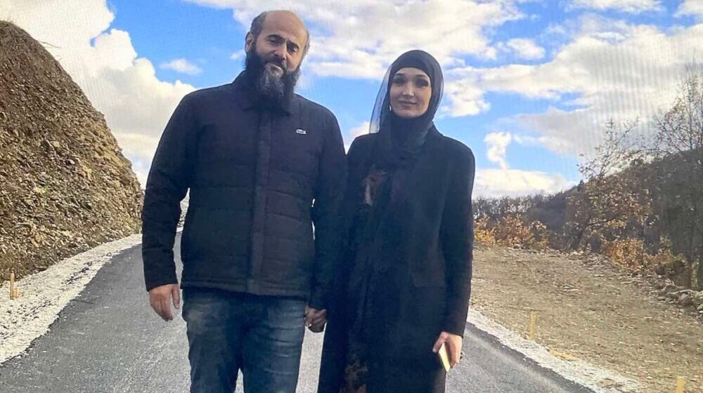 "Nismo se više osjećali bezbedno i nismo imali na koga da se oslonimo": Elma Elfić, druga supruga bivšeg muftije Muamera Zukorlića za Danas 1