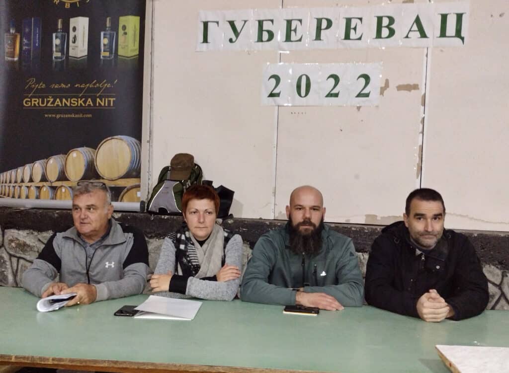 Nećemo u ekološko izbeglištvo, da umesto grobova predaka obilazimo jalovinu: Poruka Gružana sa sastanka o istraživanju bakra i zlata u Guberevcu 3