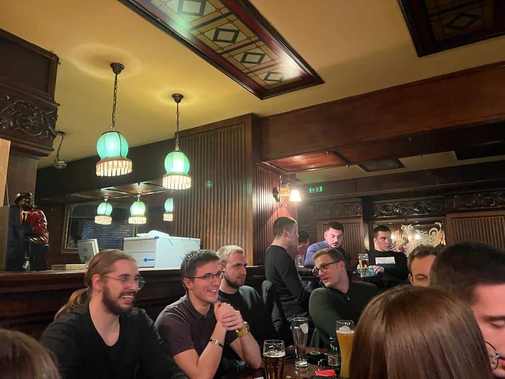 "Staviću naočare da vas ne vidim!": Gledali smo Brazil - Srbija u jednom kafiću i svedočili tužnom "povratku u realnost" 3