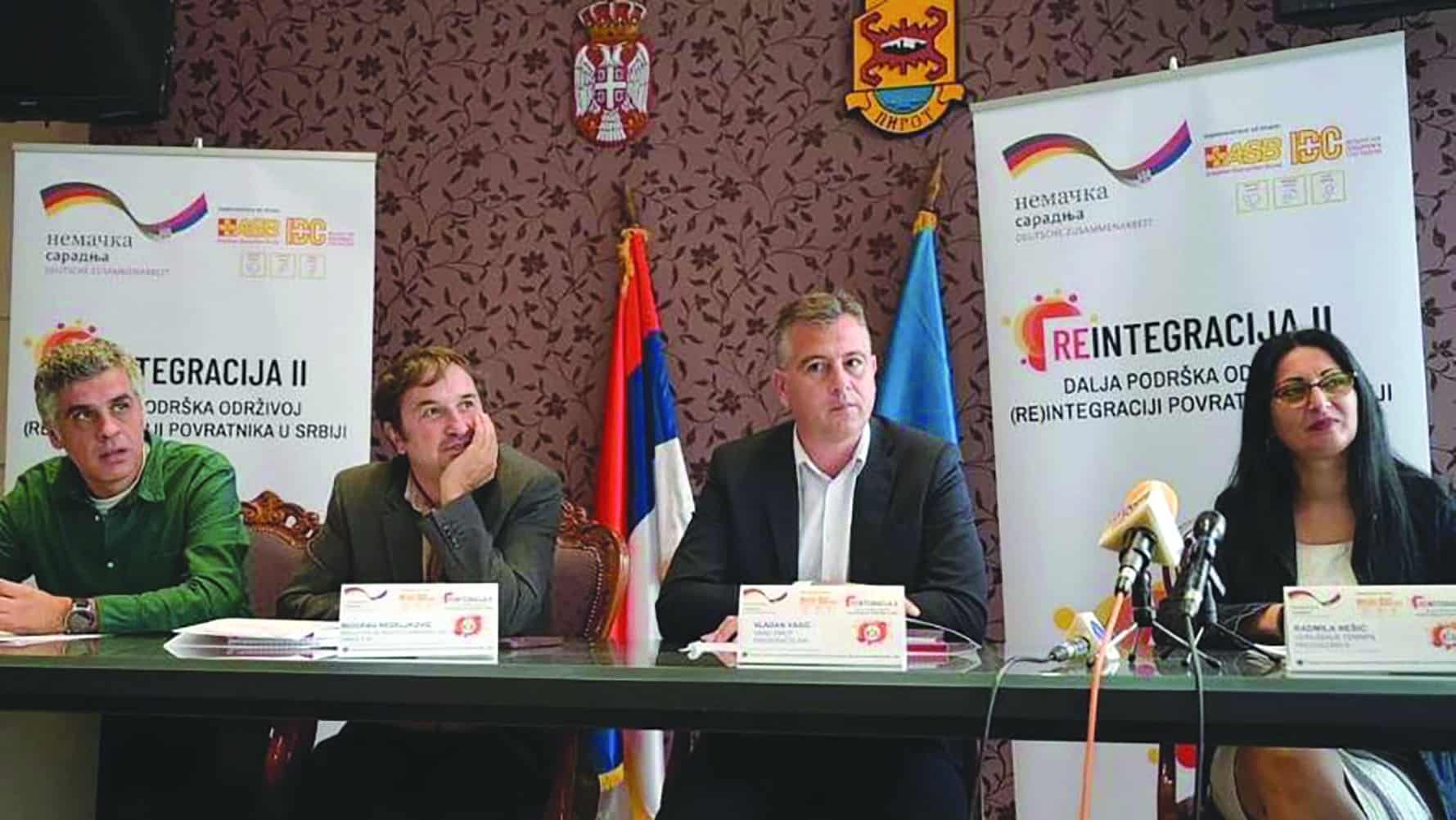 Od jutra do ponoći - uživo i "onlajn": Dnevnik Radmile Nešić, članice Romske ženske mreže Srbije 3