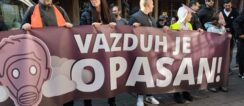 IMG_20221113_120050 "Pažnja, u toku je vazdušna opasnost": Održan protest protiv zagađenja vazduha (FOTO) 4