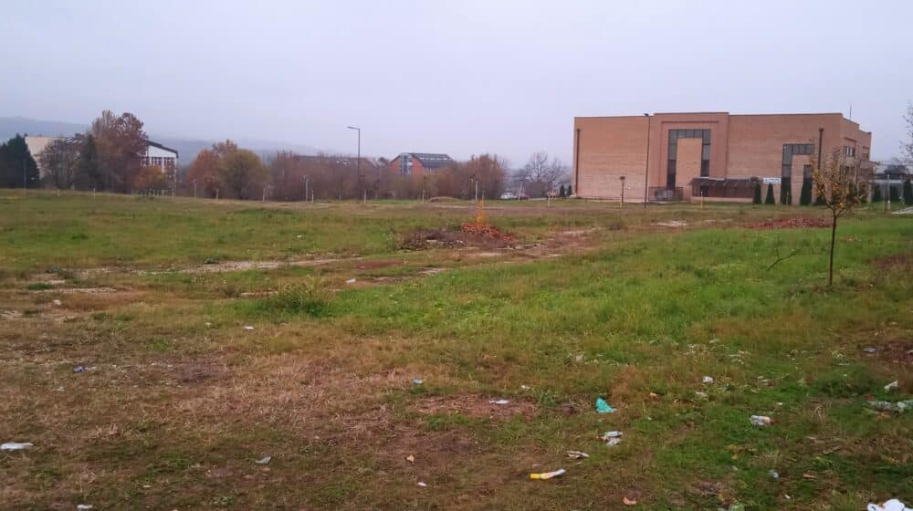 Pokret Srce: Studenti FILUM u Kragujevcu čekaju na zgradu fakulteta već 20 godina 1