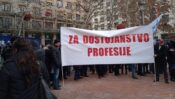 "Sve ste nam uzeli, dostojanstvo ne damo": Prosvetari predali zahteve posle protesta zbog nasilja nad nastavnicima 4