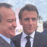 Dačić se sreo s francuskim predsednikom Makronom na margini Samita Frankofonije u Đerbi 2