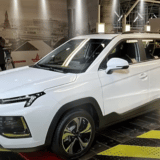 (VIDEO) Predstavljen novi "moskvič", do kraja 2022. biće sklopljeno 600 komada 8