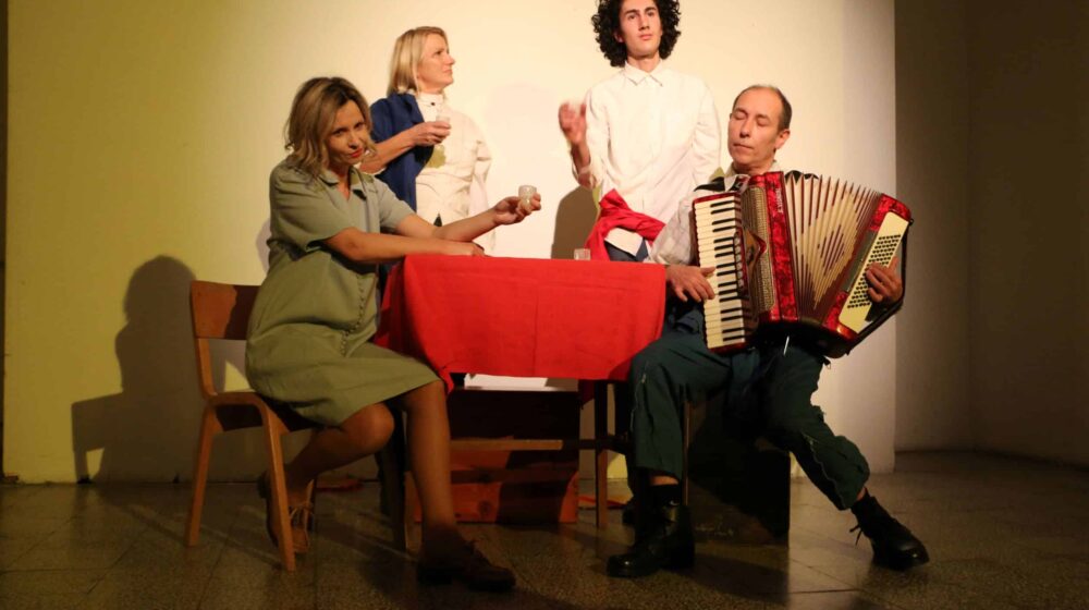 U Zrenjaninu besplatno izvođenje predstave "Marija Ručara" Hleb teatra 1