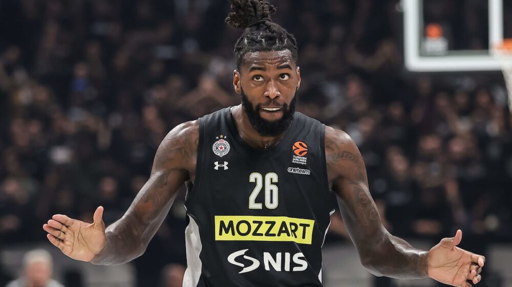 Lesor i Egzum slomili Makabi, Partizan zasijao u poslednjoj četvrtini 1