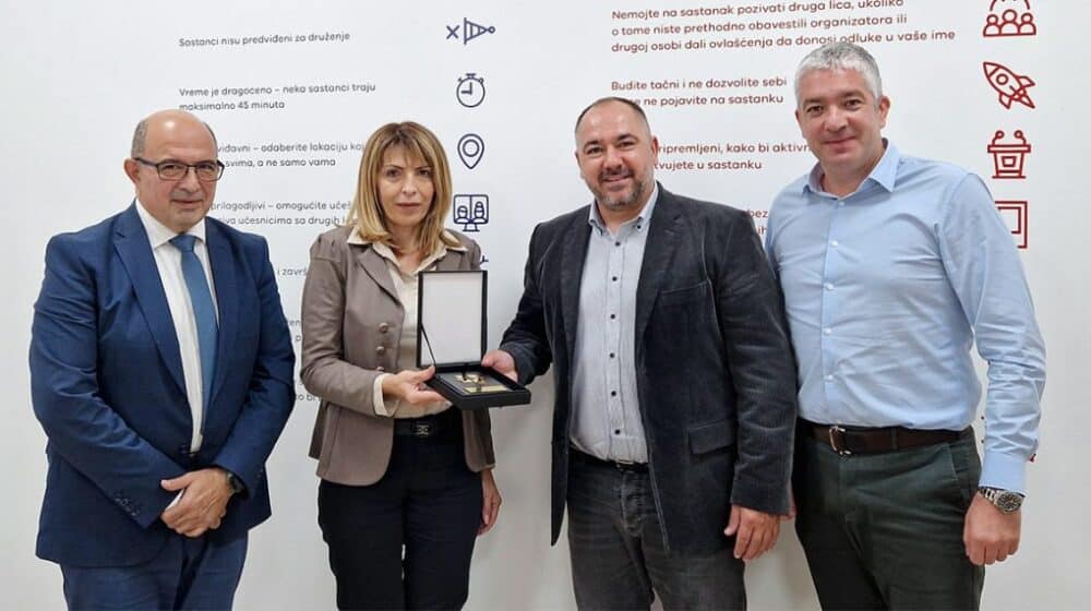 Mlekari Šabac uručena jubilarna nagrada povodom 90 godina poslovanja 1