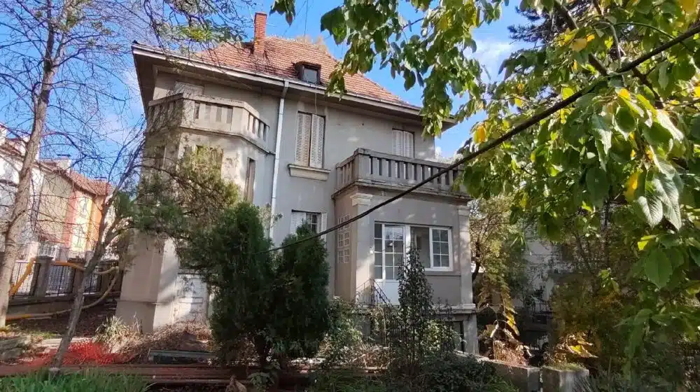U Hadži Melentijevoj ulici u Beogradu priprema se teren za rušenje vile, koja je deo kulturno-istorijske celine Beograda 1