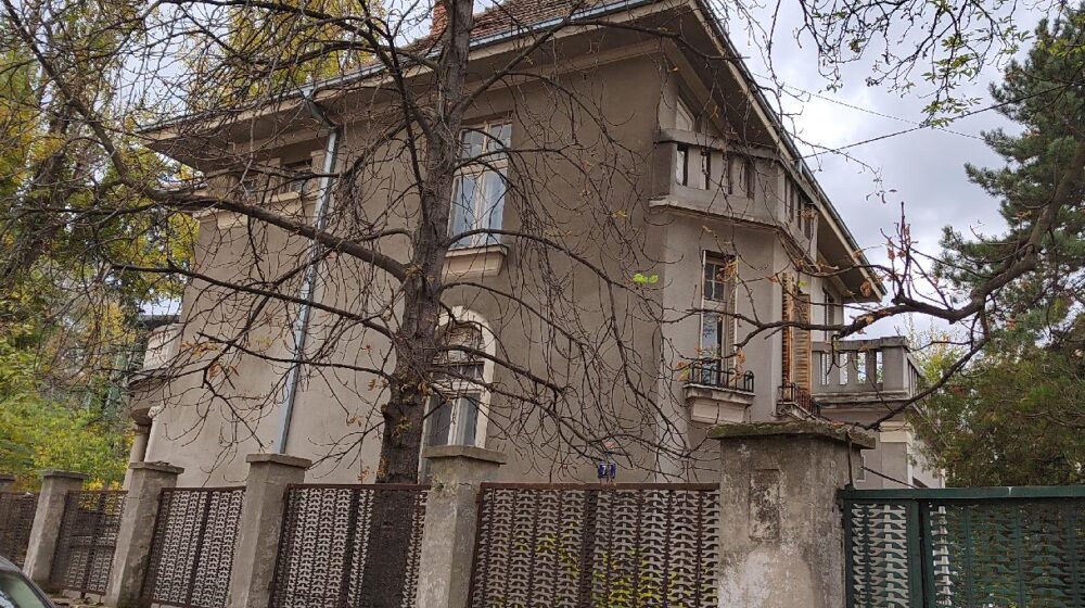 Koalicija NADA podržala protest protiv rušenja vile na Vračaru 1