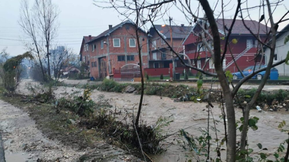 Mediji: Smiruje se situacija u Novom Pazaru i Tutinu 1