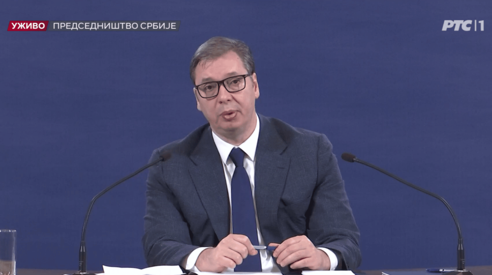 Aleksandar Vučić u vanrednom obraćanju: Situacija teška i na ivici sukoba, ali nema mesta panici 1