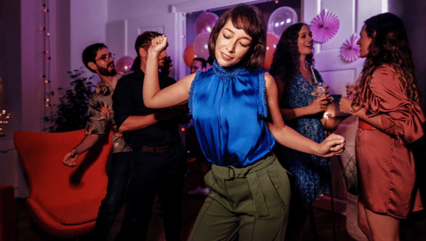 Prava prilika da živiš po svom: Za 200 mladih 30.000 dinara na poklon za useljenje 1