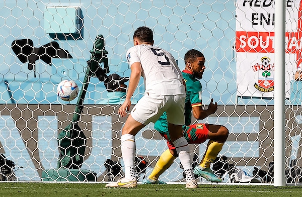 (VIDEO) Korner i hladan tuš za Srbiju: Kako je Kasteleto doneo vođstvo Kamerunu? 1
