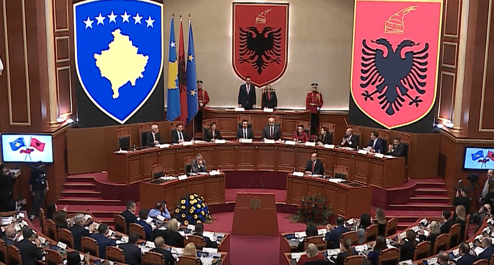 Nemir Srba sa Kosova zbog veličanja OVK u Tirani i poziva na konfederaciju Albanije i Kosova 10