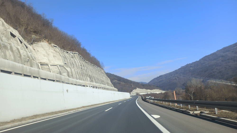 Koridori Srbije: Nema pukotina na potpornim zidovima na auto-putu kroz Grdeličku klisuru 1